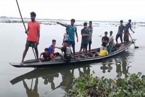 জগন্নাথপুরে কীর্তন শেষে ফেরার পথে নৌকাডুবি: একজনের মরদেহ উদ্ধার, নিখোঁজ ৩