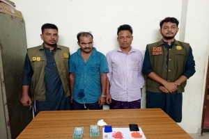 এসএমপির ডিবির অভিযানে ৩৩১ পিস ইয়াবাসহ ২ জন গ্রেফতার