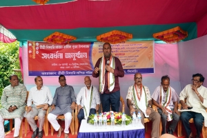 চালিবন্দর বিষহরি মন্দিরে আব্দুল কাইয়ুম চৌধুরী ও আবুল কাহের শামীমকে সংবর্ধনা প্রদান