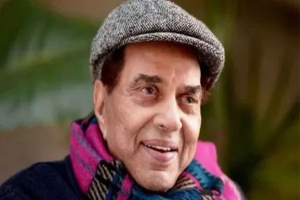 অভিনেতা ধর্মেন্দ্র মারা গেছেন