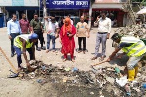 প্রধানমন্ত্রীর পরিষ্কার পরিচ্ছন্ন অভিযান কানাইঘাটে শুরু করলেন ইউএনও