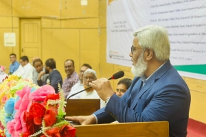 গবেষণায় শিক্ষার্থীদের রাজনৈতিক মতাদর্শ না খোঁজার আহ্বান শাবি উপ-উপাচার্যের