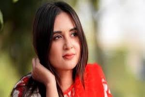 ব্রেন টিউমারে সফল অস্ত্রোপচার, তানিয়া বৃষ্টির দ্রুত আরোগ্যের জন্য দোয়া চাইলেন সহশিল্পীরা