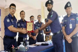 সুনামগঞ্জে শ্রেষ্ঠ মাদক উদ্ধারকারী কর্মকর্তা এসআই শরীফুল ইসলাম