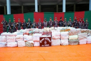 শ্রীমঙ্গলে যৌথ অভিযানে ৩ কোটি টাকার ভারতীয় পণ্য জব্দ